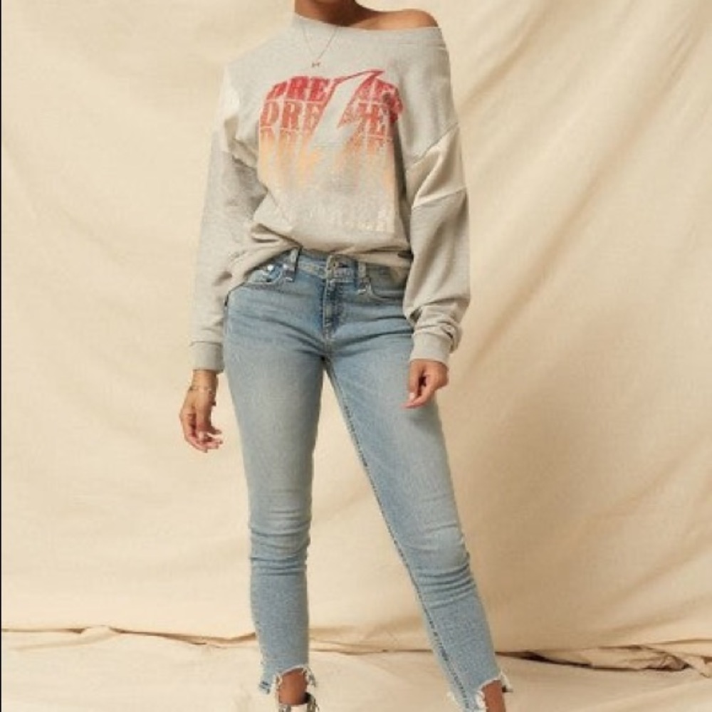 **New** Dreamer Knit Graphic Sweatshirt